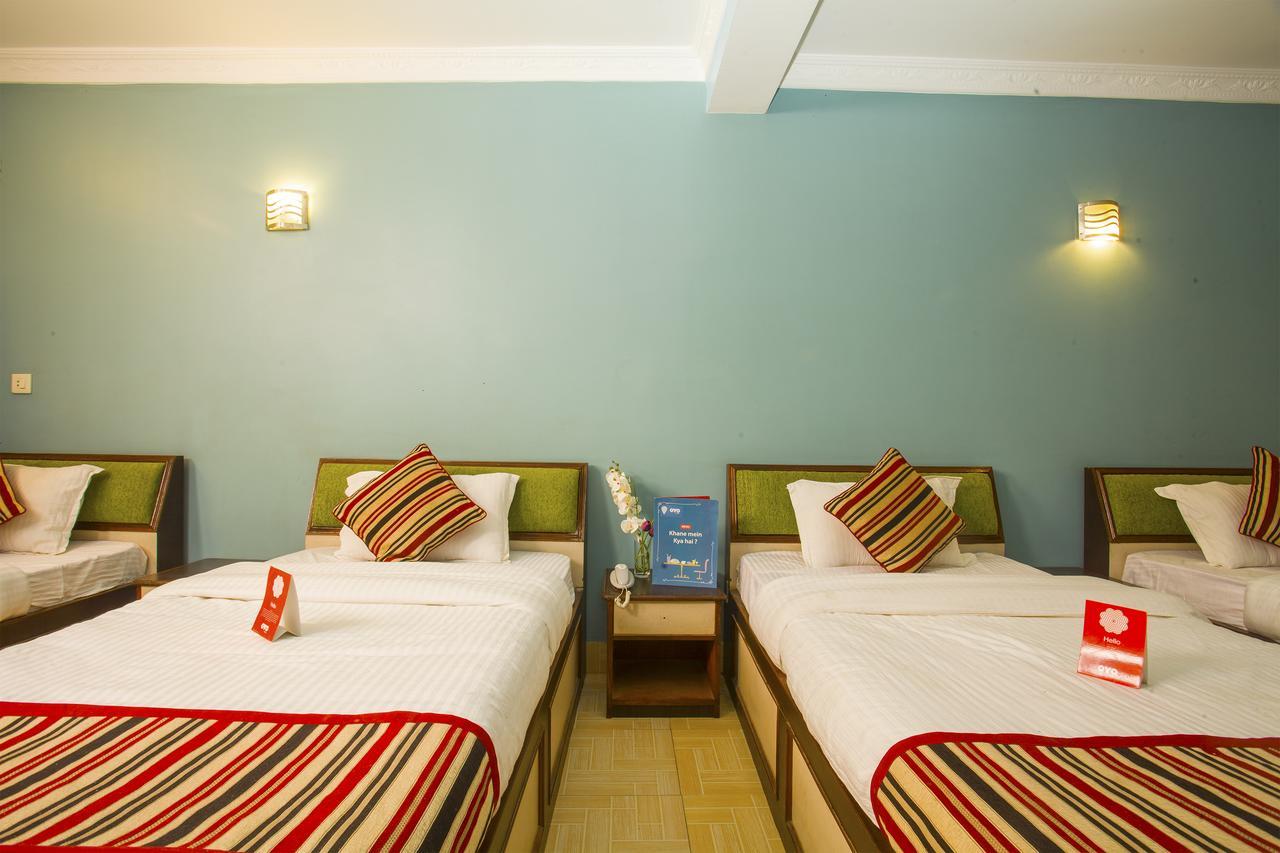 Oyo 145 Sirahali Khusbu Hotel &Lodge Kathmandu Esterno foto