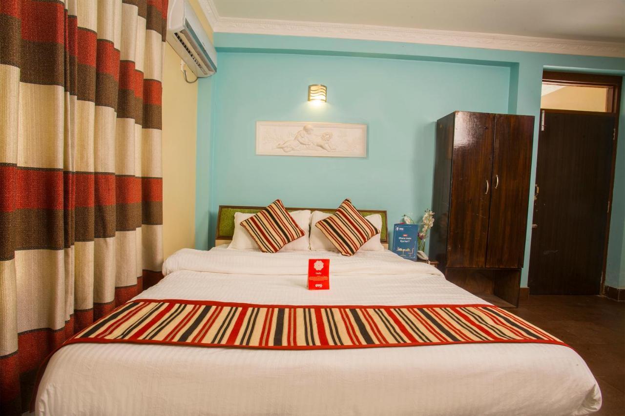 Oyo 145 Sirahali Khusbu Hotel &Lodge Kathmandu Esterno foto